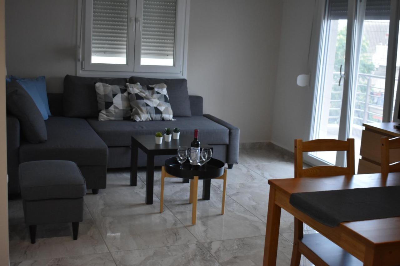 Davidana Deluxe Apartment *